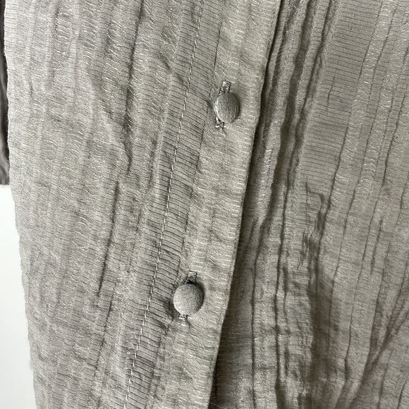 Soaked in luxury pleats texture balloon sleeve sheen blouse - Picture 6 of 9